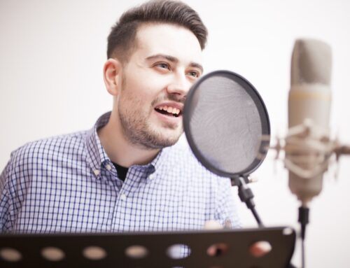 7 Benefits of Voice Lessons for Adults